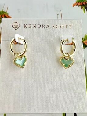 Kendra Scott Ari heart light blue illusion huggie gold earrings